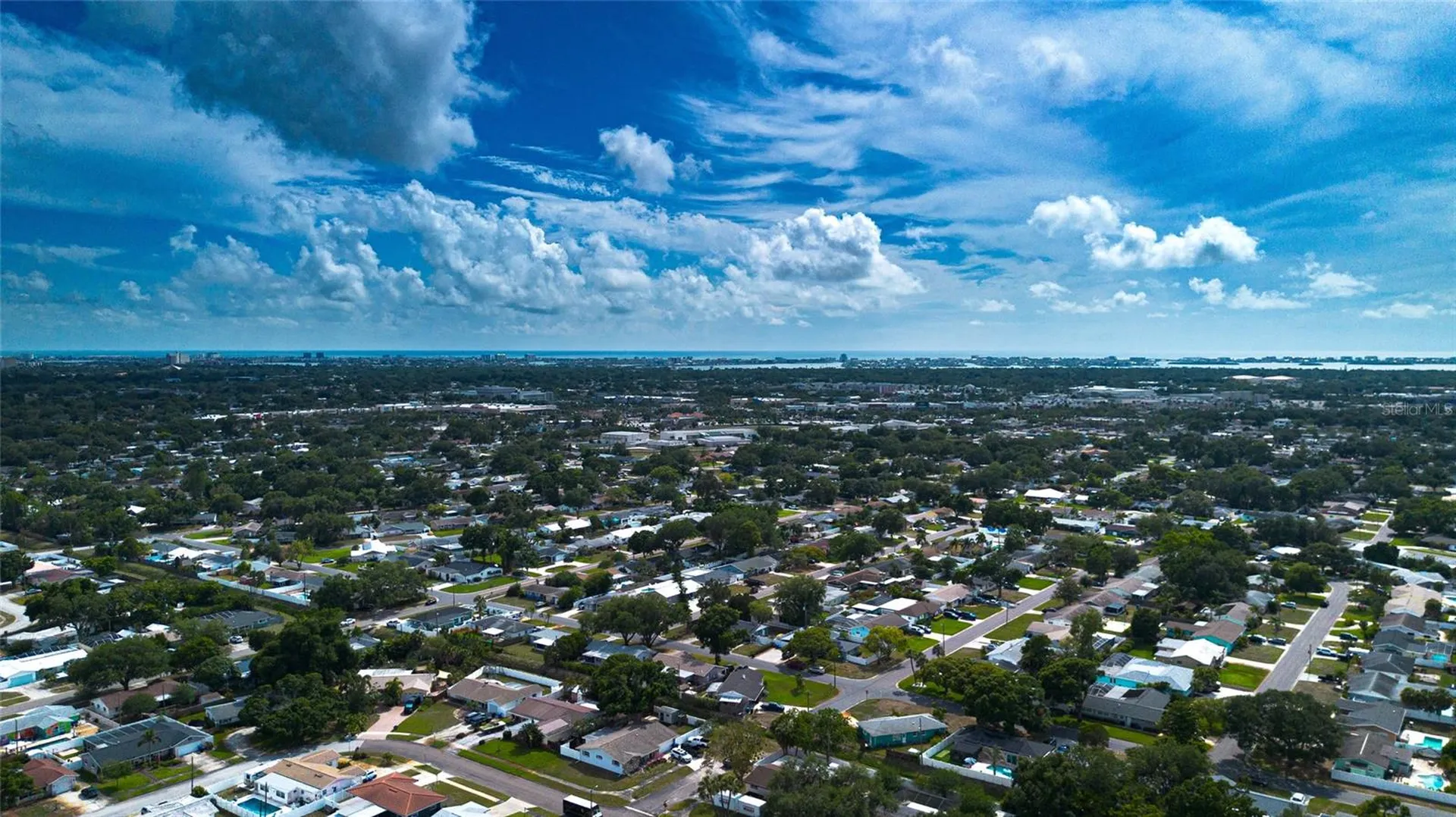 6074 28th Avenue N St Petersburg FL 33710