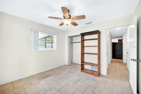 6074 28th Avenue N St Petersburg FL 33710