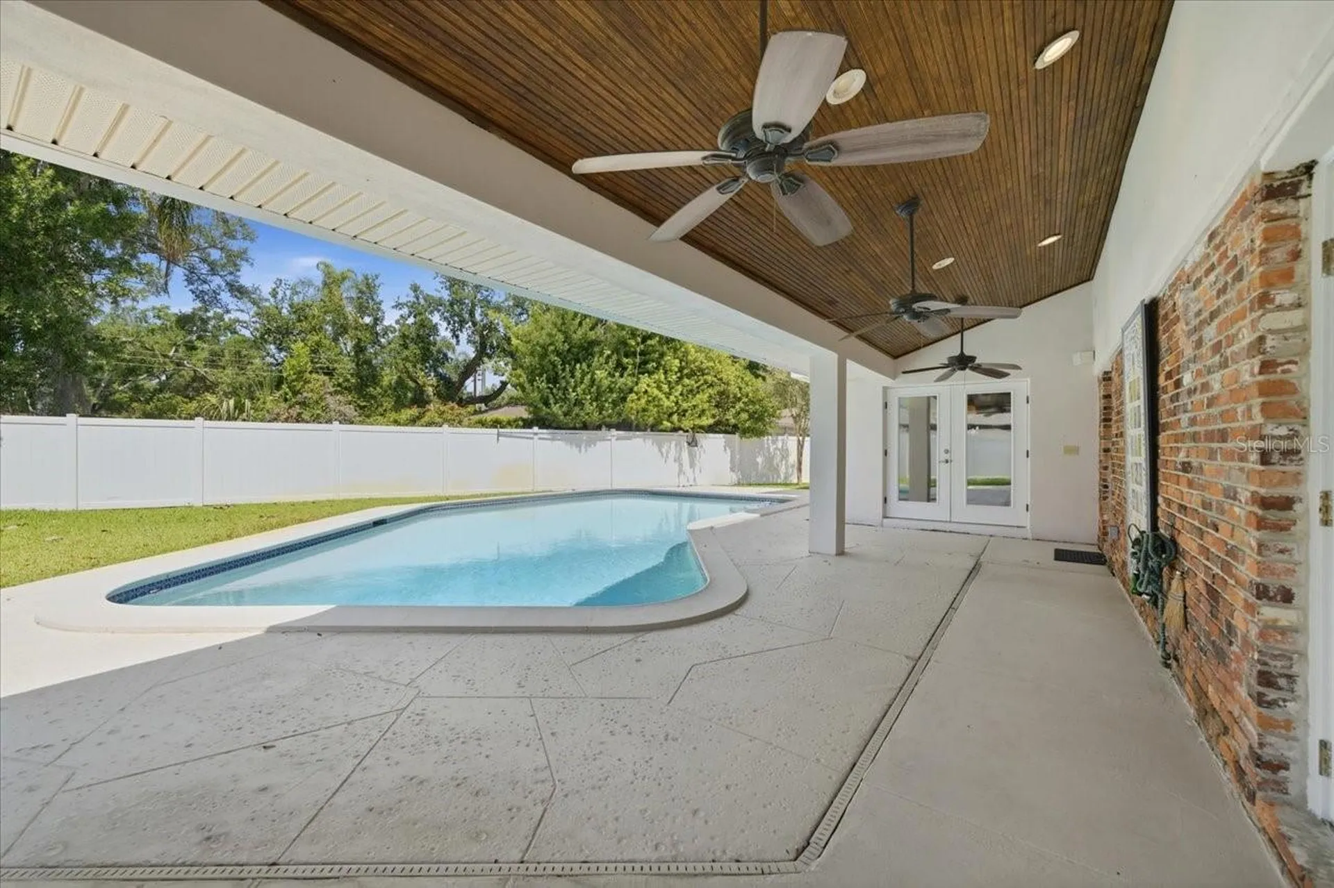 3042 Samara Drive Tampa FL 33618