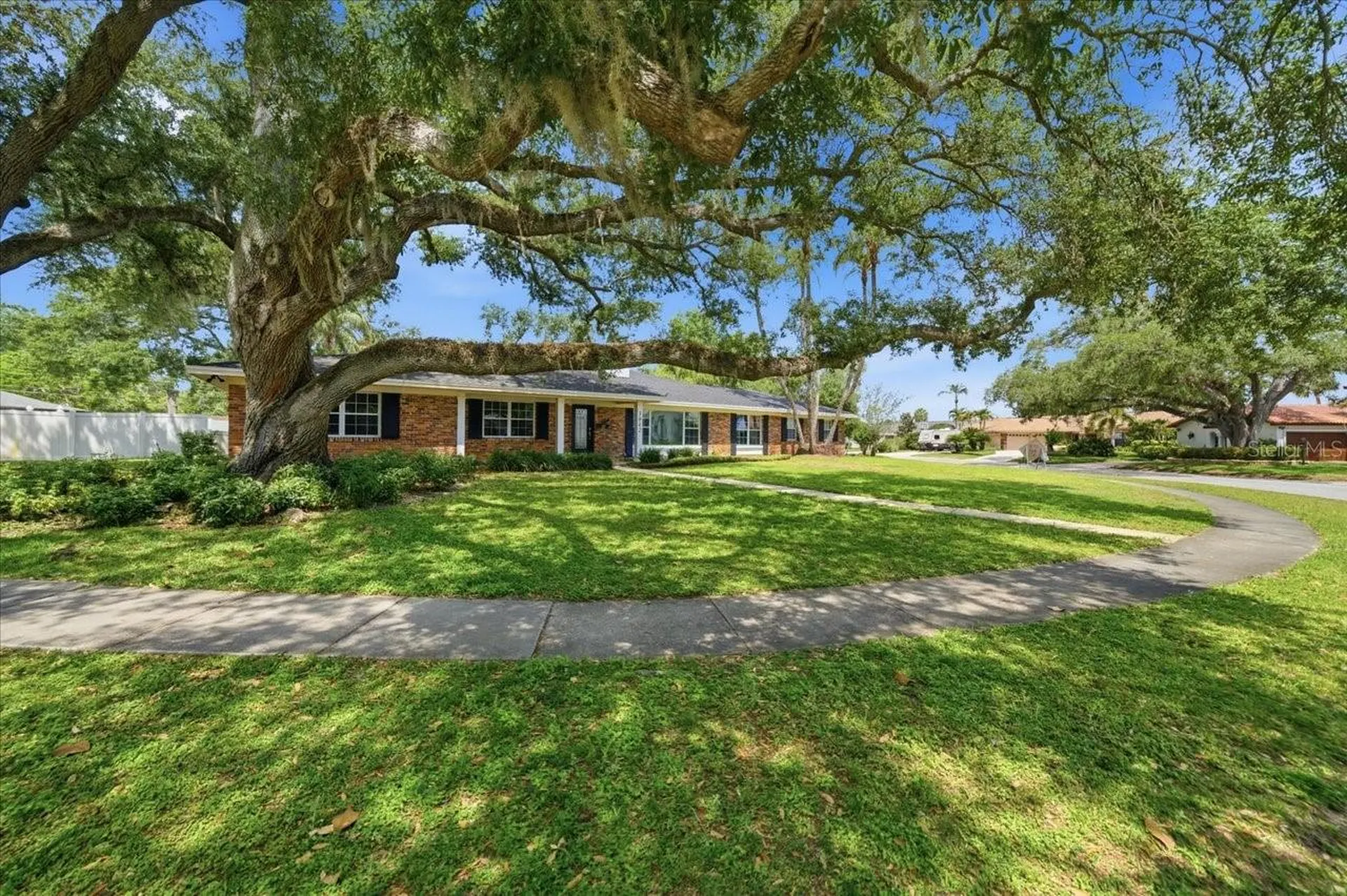3042 Samara Drive Tampa FL 33618