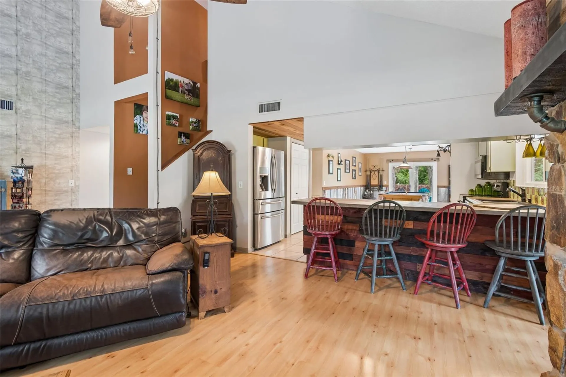 2525 Victarra Circle Lutz FL 33559