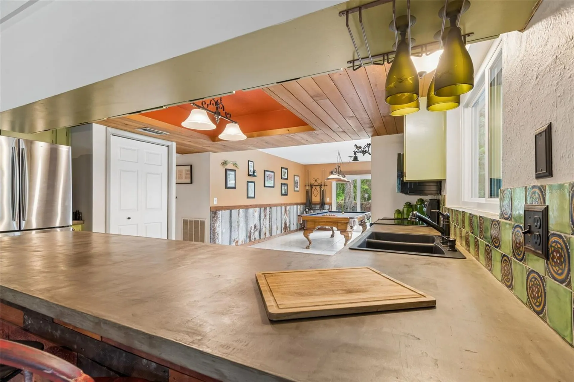 2525 Victarra Circle Lutz FL 33559