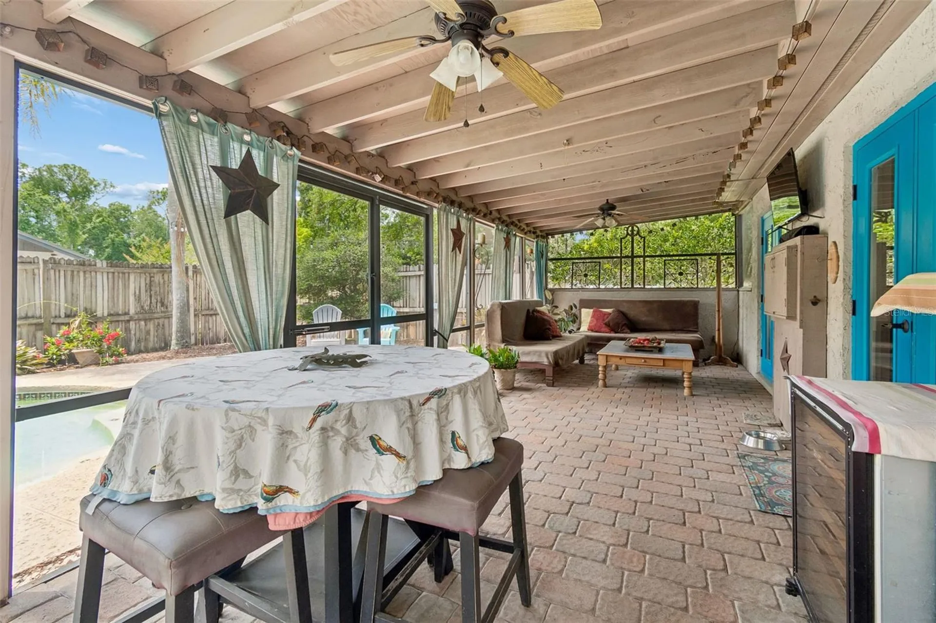 2525 Victarra Circle Lutz FL 33559