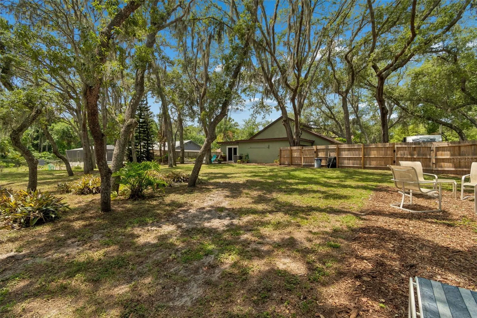 2525 Victarra Circle Lutz FL 33559