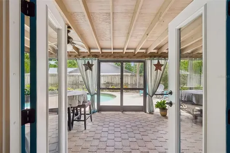 2525 Victarra Circle Lutz FL 33559