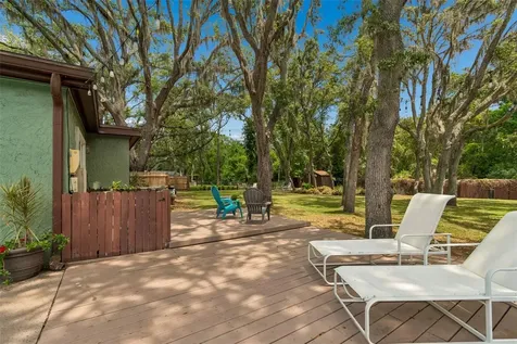 2525 Victarra Circle Lutz FL 33559