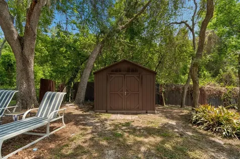 2525 Victarra Circle Lutz FL 33559