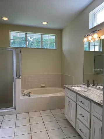 4918 Willow Ridge Terrace Valrico FL 33596