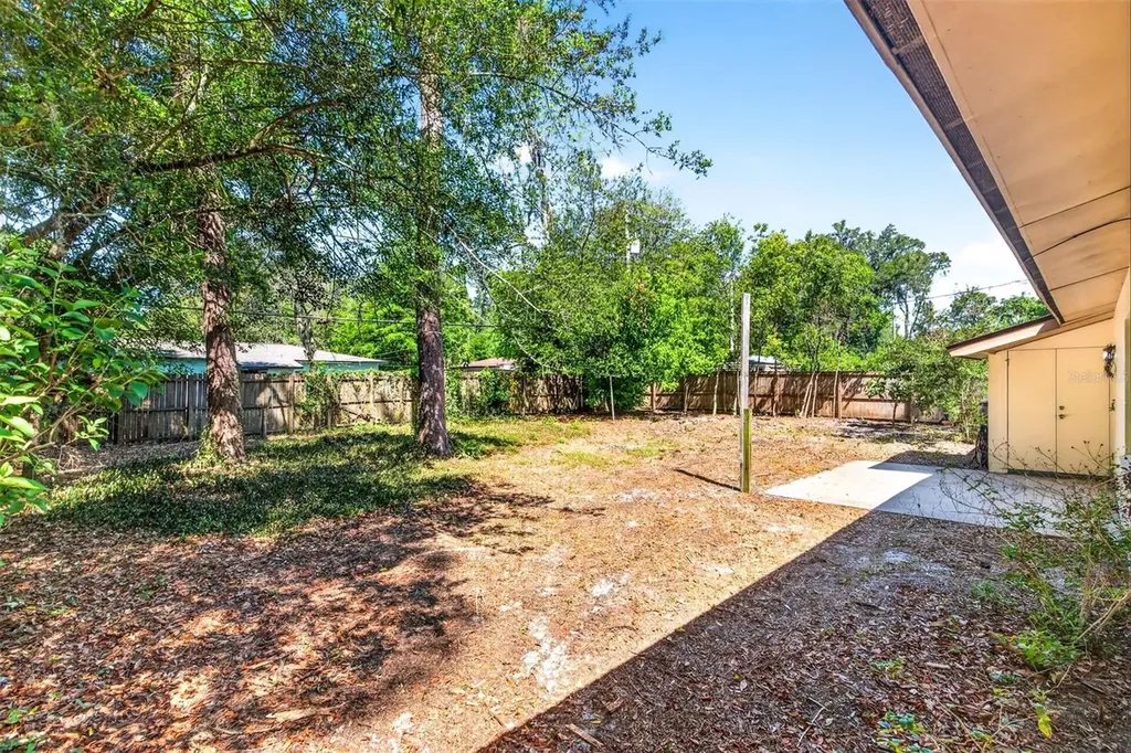 1302 NE 14th Terrace Gainesville FL 32601