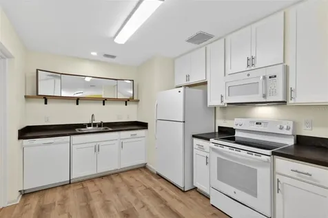 1302 NE 14th Terrace Gainesville FL 32601