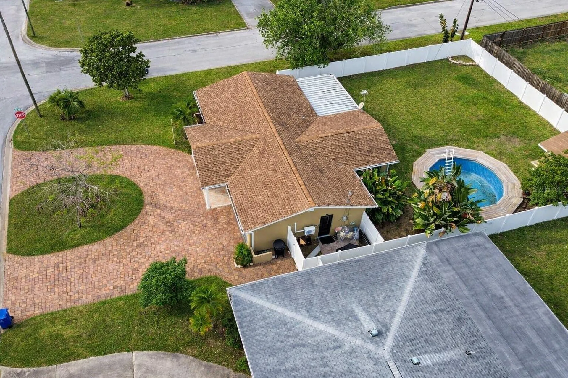 4581 21st Avenue N St Petersburg FL 33713