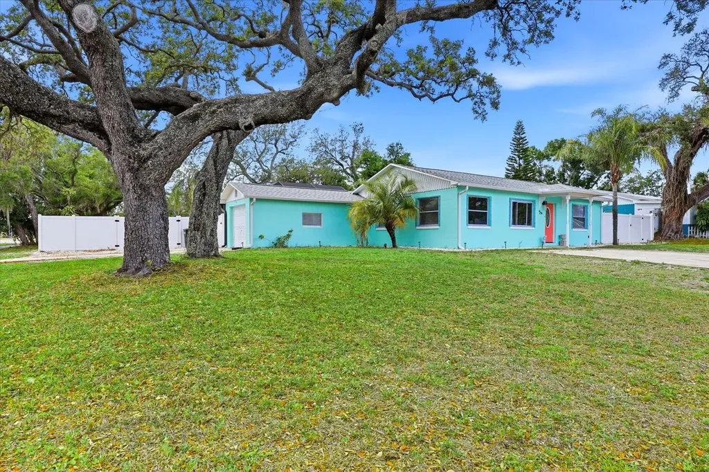 712 S Glenwood Avenue Clearwater FL 33756