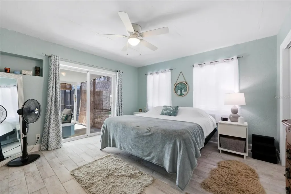 712 S Glenwood Avenue Clearwater FL 33756