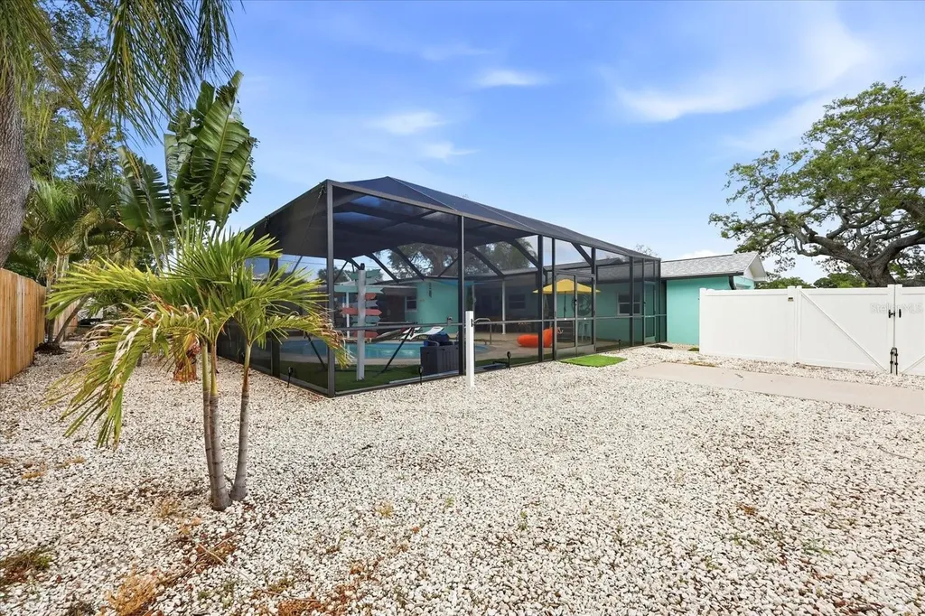 712 S Glenwood Avenue Clearwater FL 33756