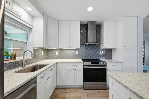712 S Glenwood Avenue Clearwater FL 33756