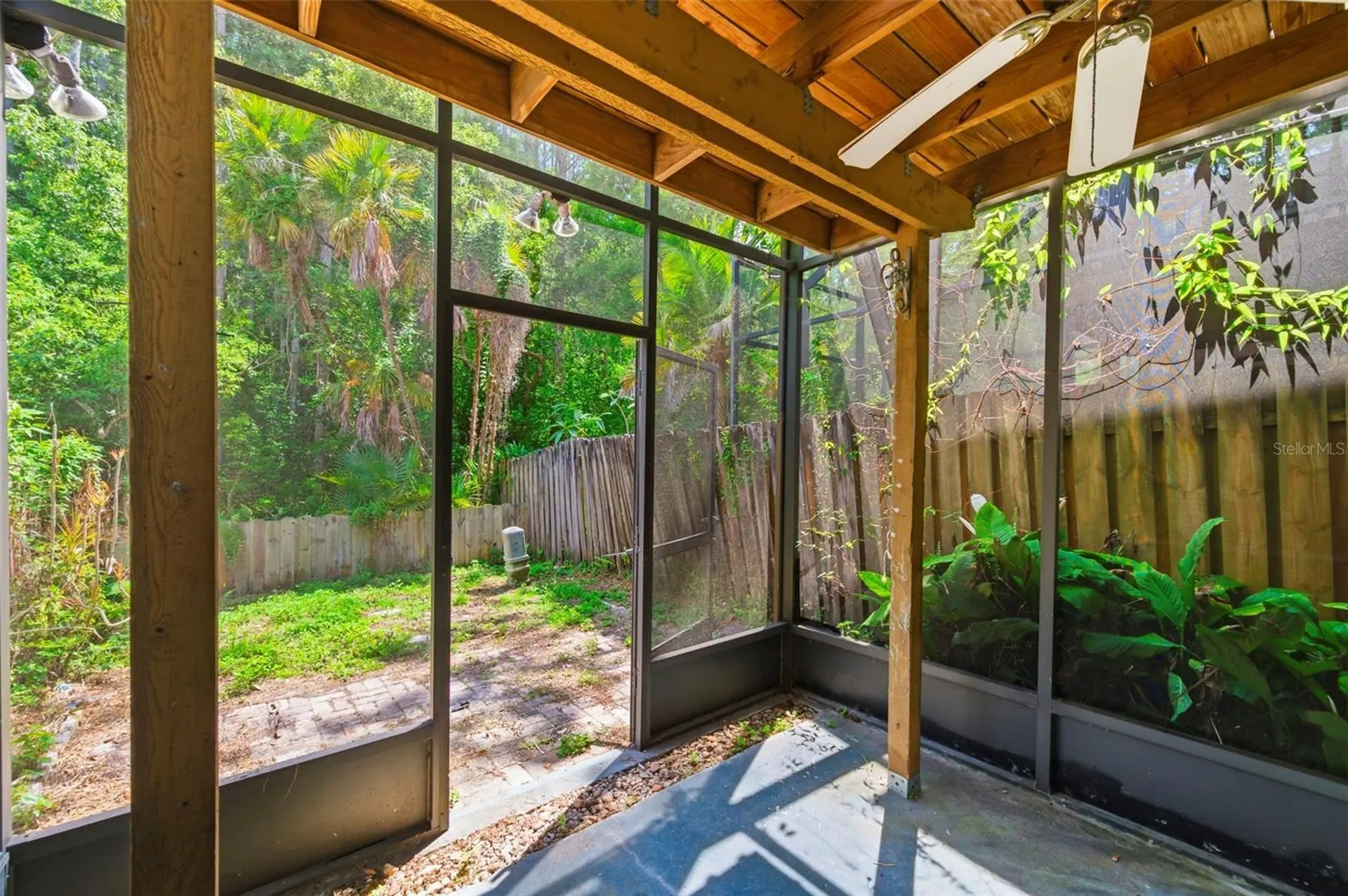 4012 Huxford Court Tampa FL 33624