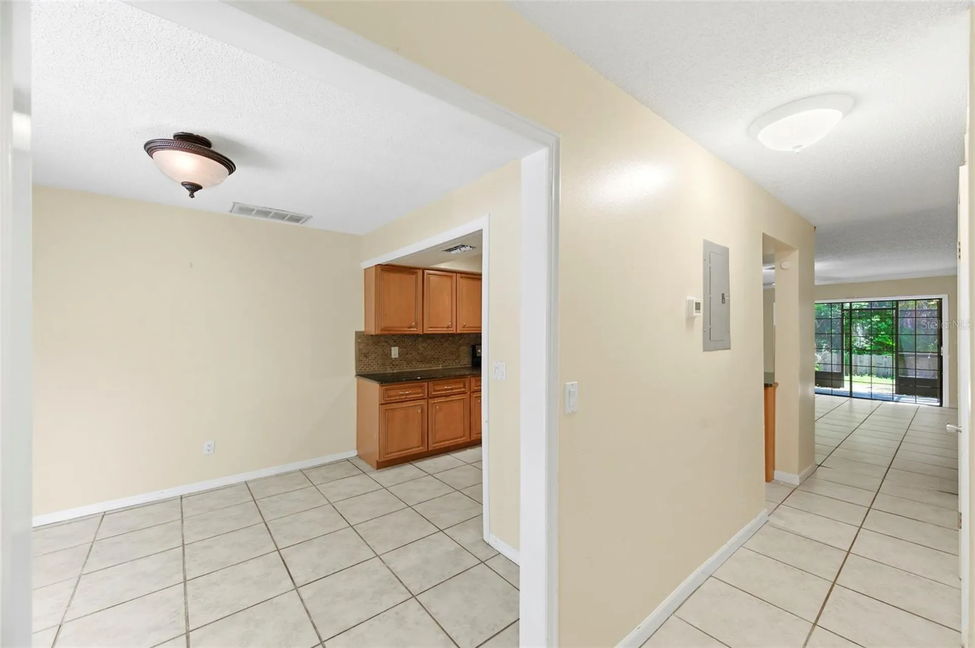 4012 Huxford Court Tampa FL 33624