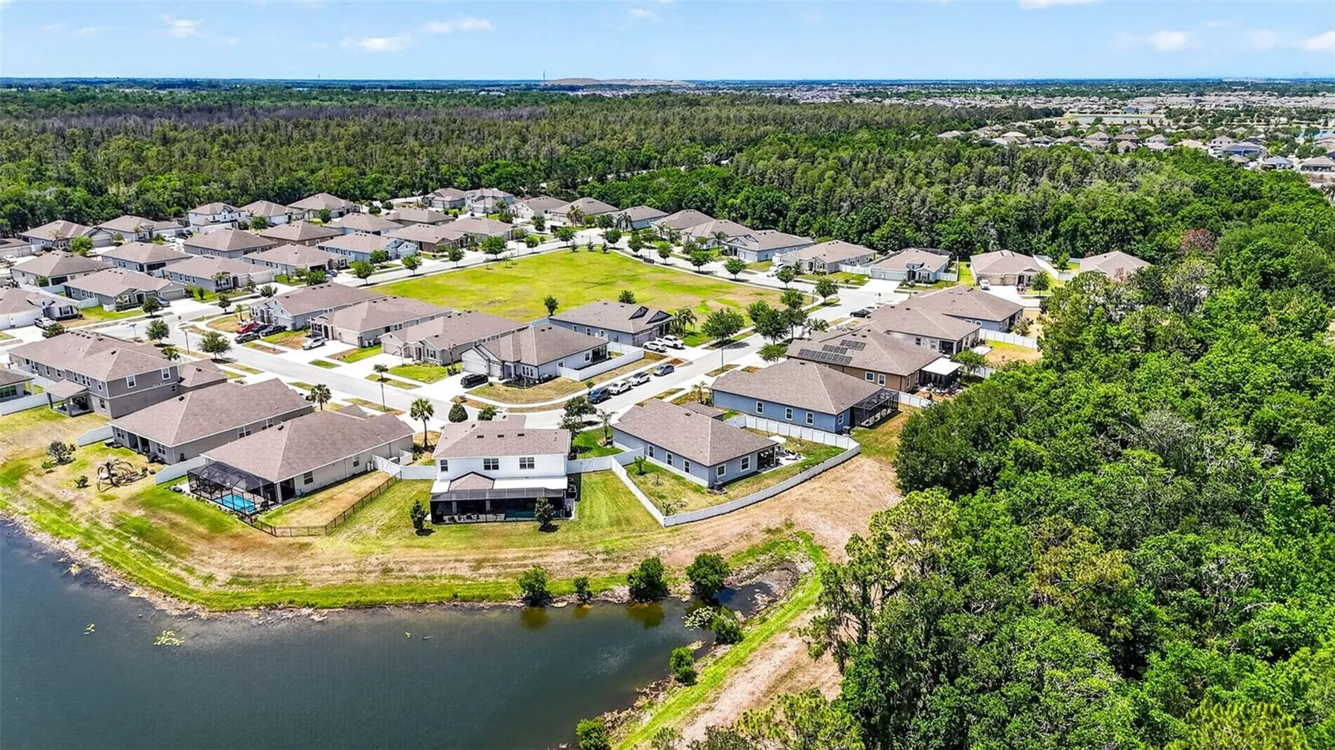 13410 Lakeview Oaks Lane Riverview FL 33579