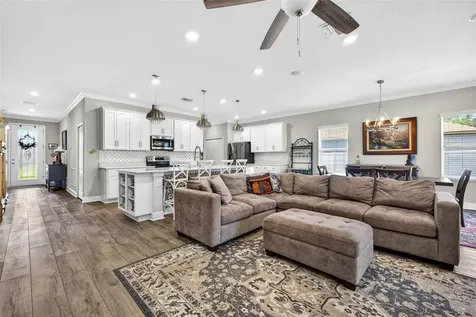 13410 Lakeview Oaks Lane Riverview FL 33579