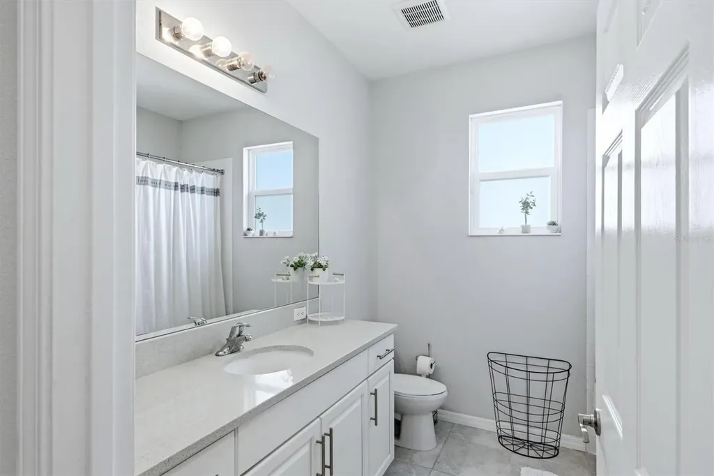 5515 Title Row Drive Bradenton FL 34210