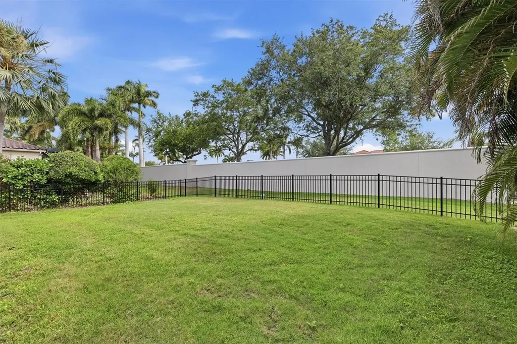 5515 Title Row Drive Bradenton FL 34210