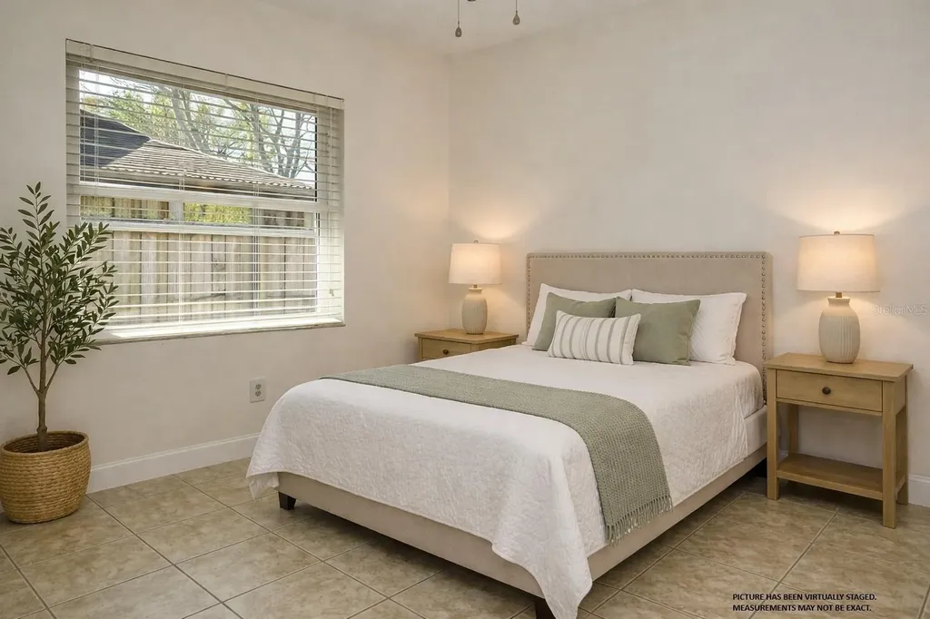 1382 Hendren Drive Orlando FL 32807