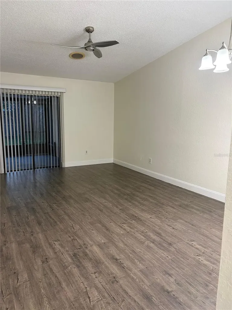1382 Hendren Drive Orlando FL 32807
