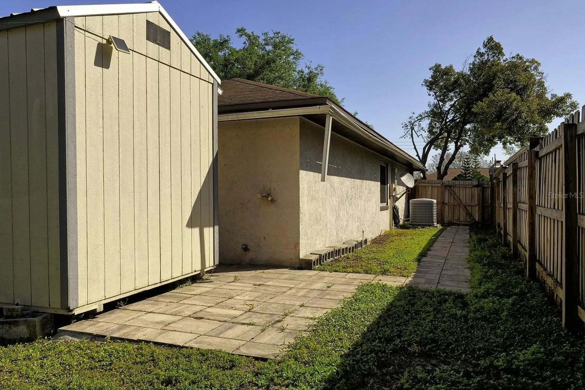 1382 Hendren Drive Orlando FL 32807