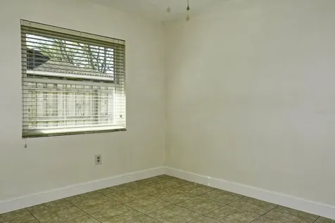 1382 Hendren Drive Orlando FL 32807