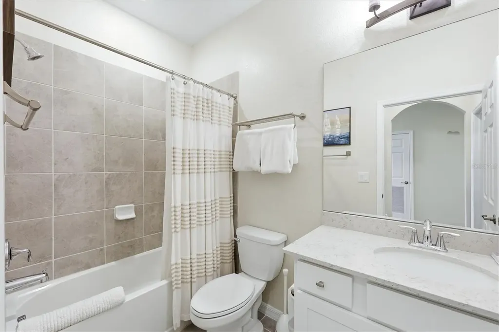 18008 Gawthrop Drive Bradenton FL 34211