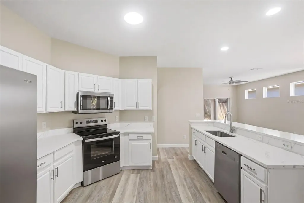 1212 Longville Circle Tavares FL 32778