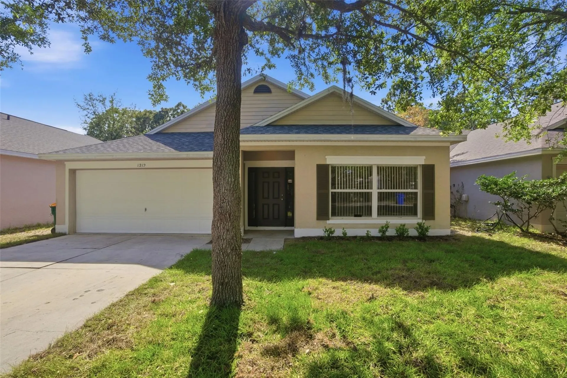 1212 Longville Circle Tavares FL 32778