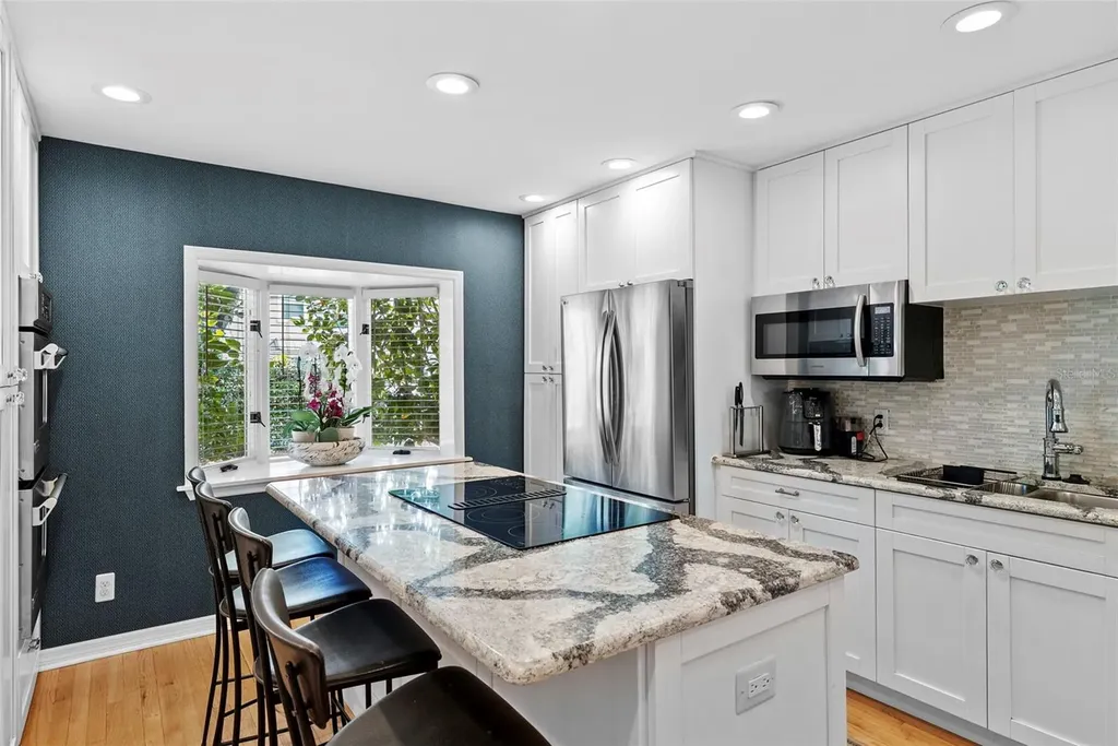 5009 S Elberon Street Tampa FL 33611