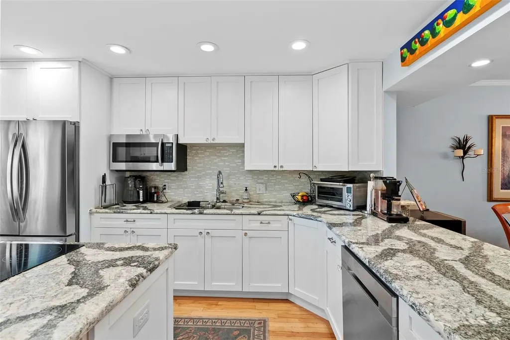 5009 S Elberon Street Tampa FL 33611
