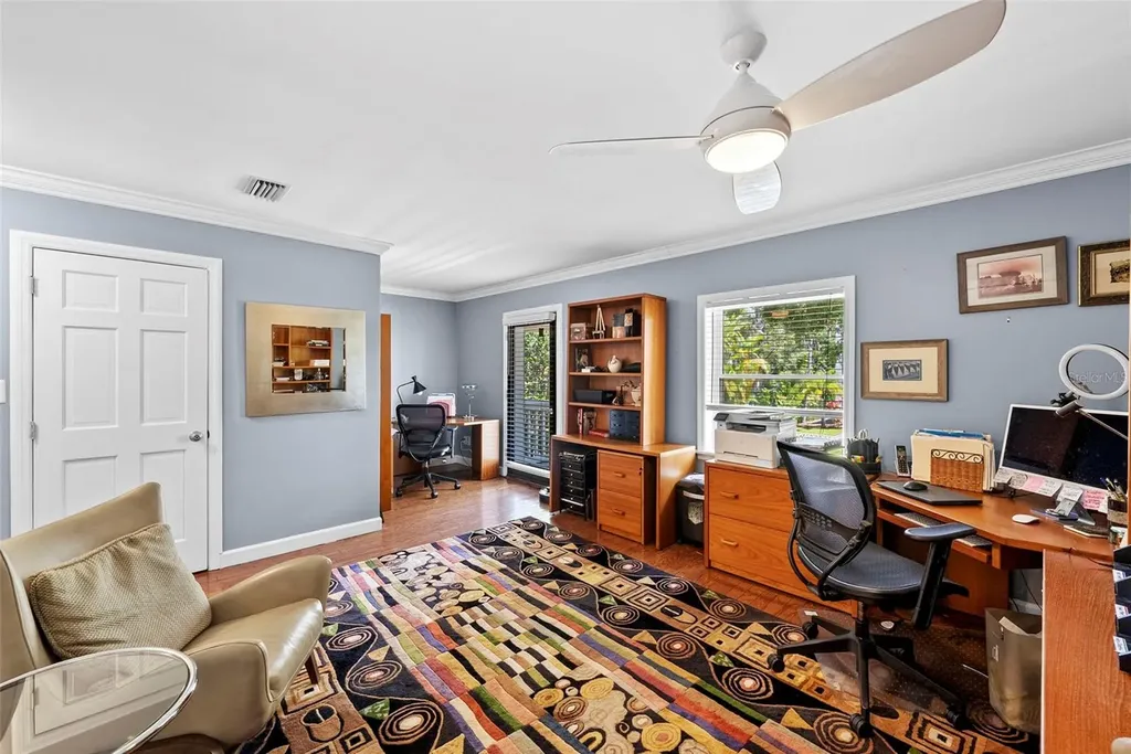 5009 S Elberon Street Tampa FL 33611