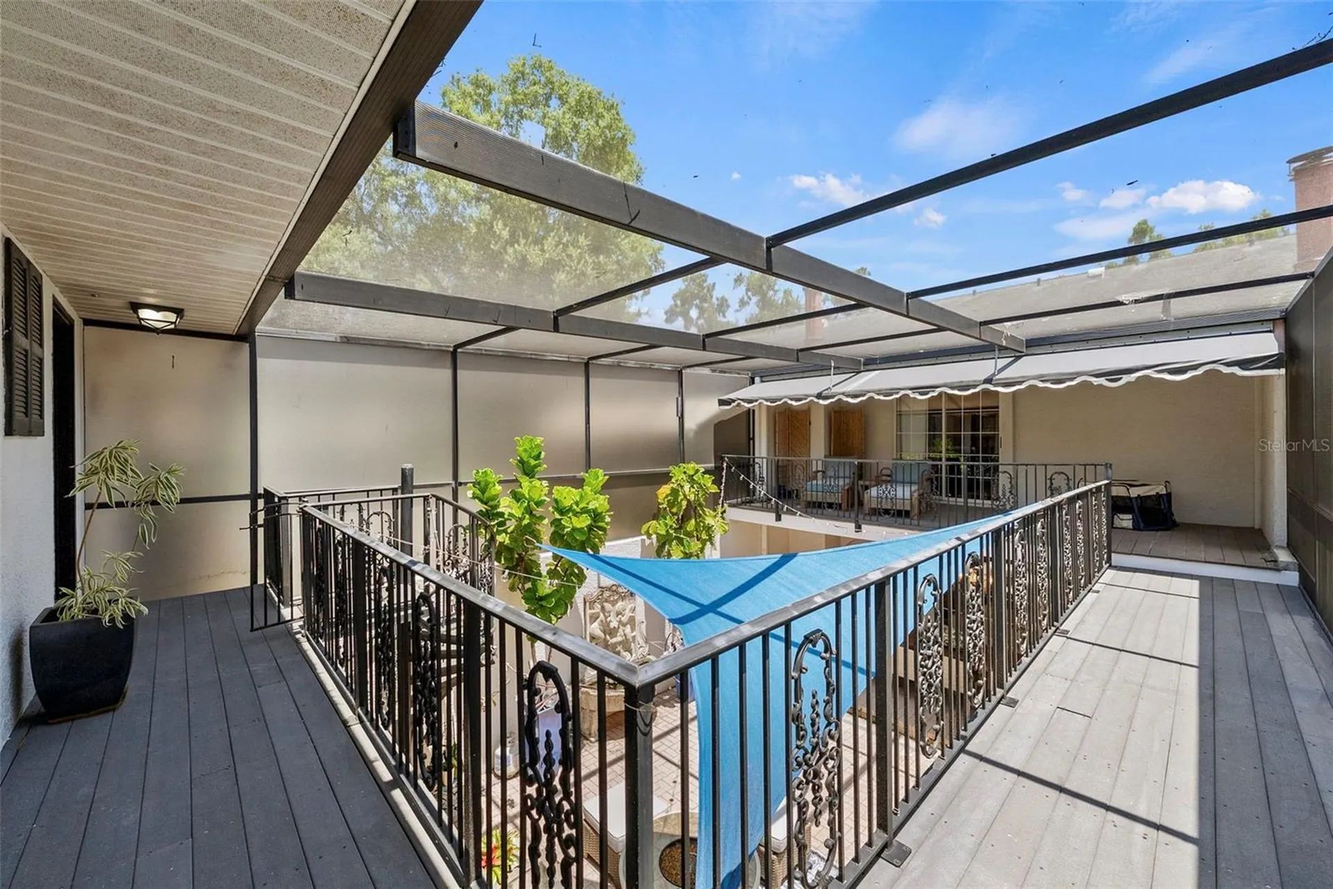 5009 S Elberon Street Tampa FL 33611