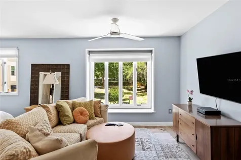 5009 S Elberon Street Tampa FL 33611