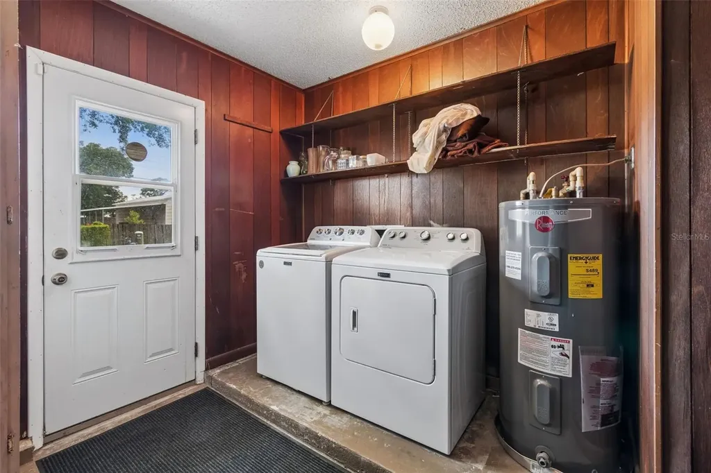 317 Greenwoods Drive Lakeland FL 33813