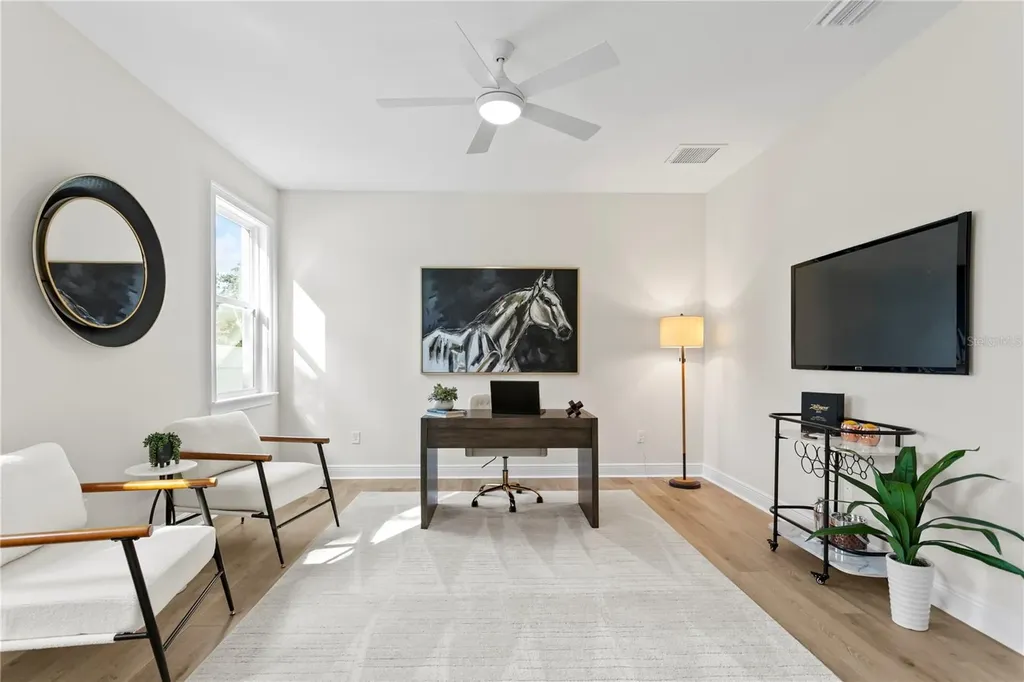 208 W Frances Avenue Tampa FL 33602