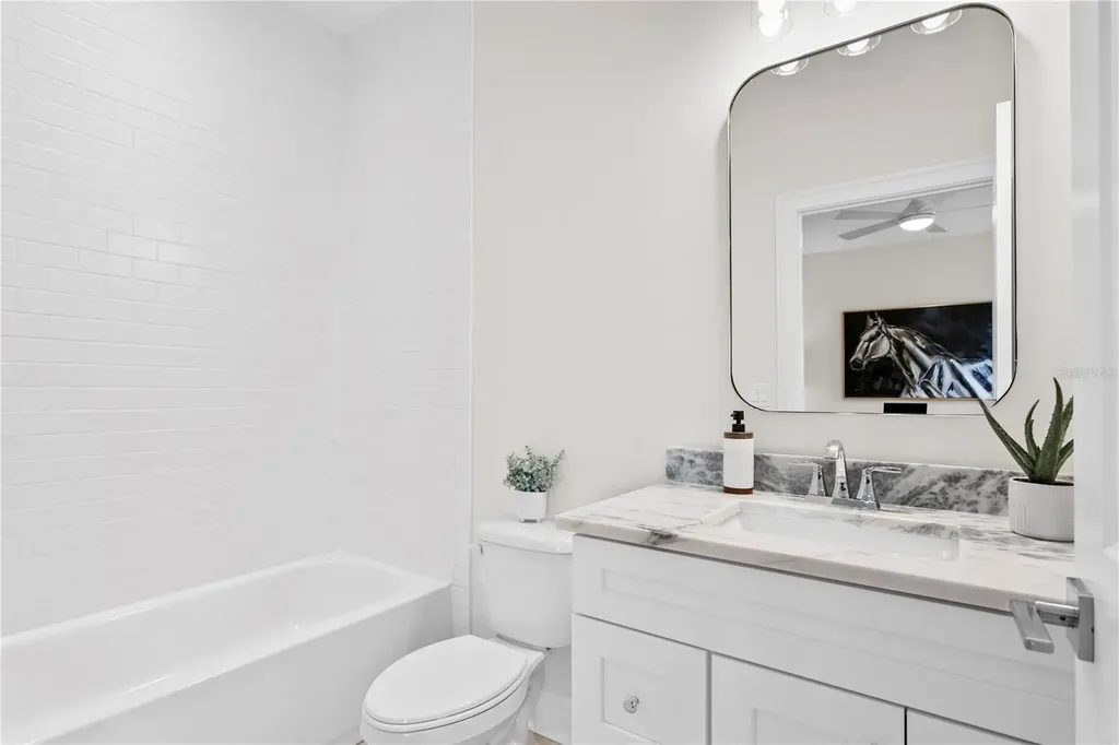 208 W Frances Avenue Tampa FL 33602
