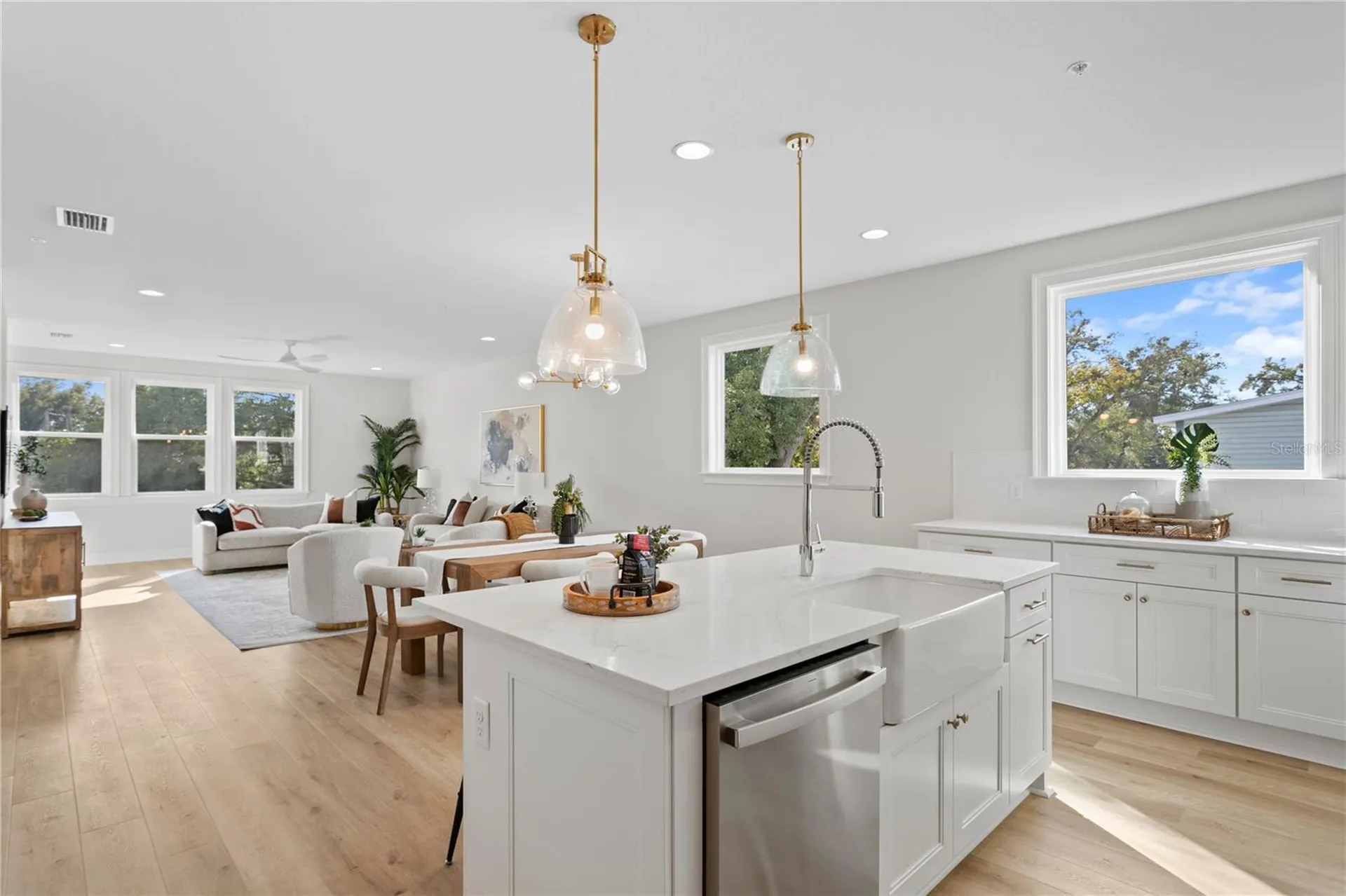 208 W Frances Avenue Tampa FL 33602
