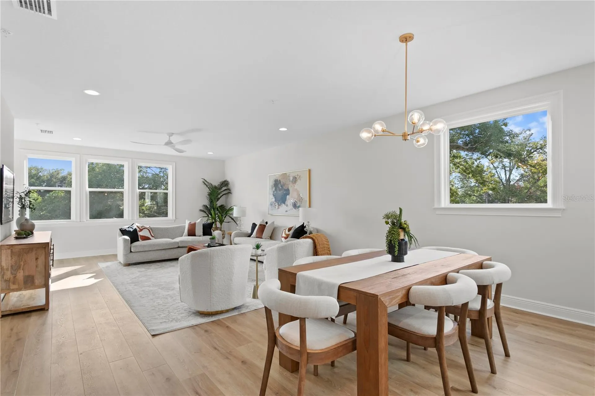 208 W Frances Avenue Tampa FL 33602