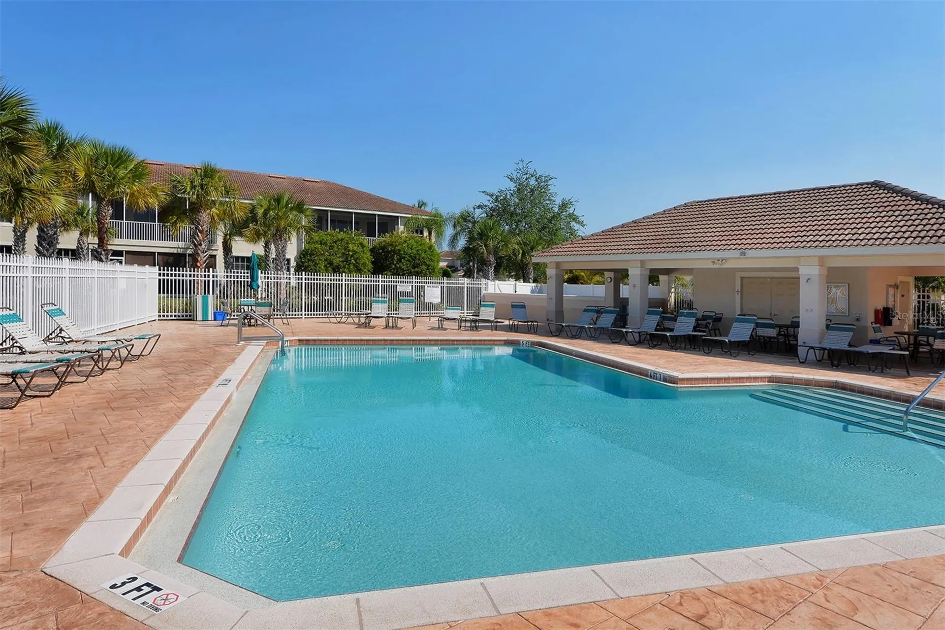 4469 Cinnamon Drive Sarasota FL 34238