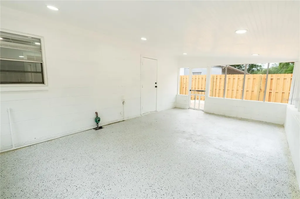 4203 Fawn Circle Tampa FL 33610
