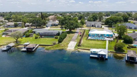 6710 Winterset Gardens Road Winter Haven FL 33884