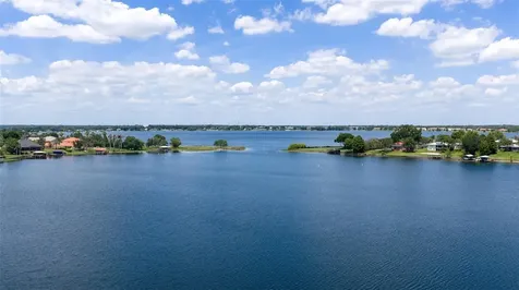 6710 Winterset Gardens Road Winter Haven FL 33884