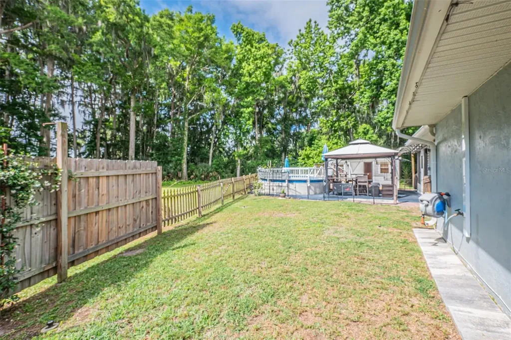 33 Ginger Circle Leesburg FL 34748