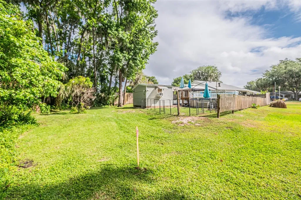 33 Ginger Circle Leesburg FL 34748