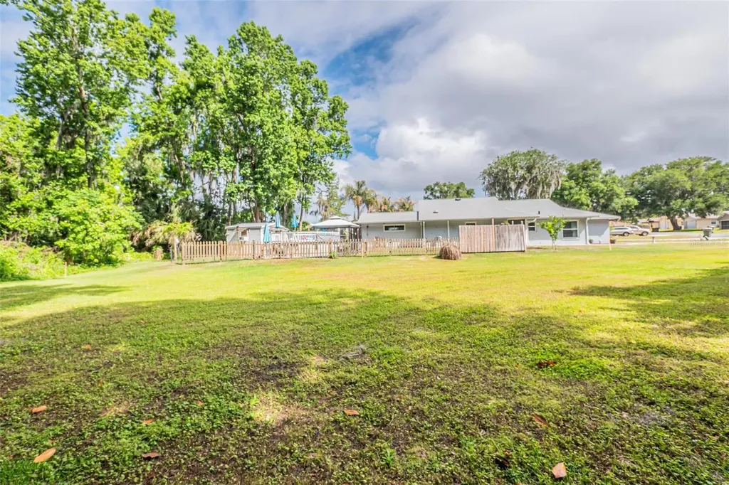 33 Ginger Circle Leesburg FL 34748