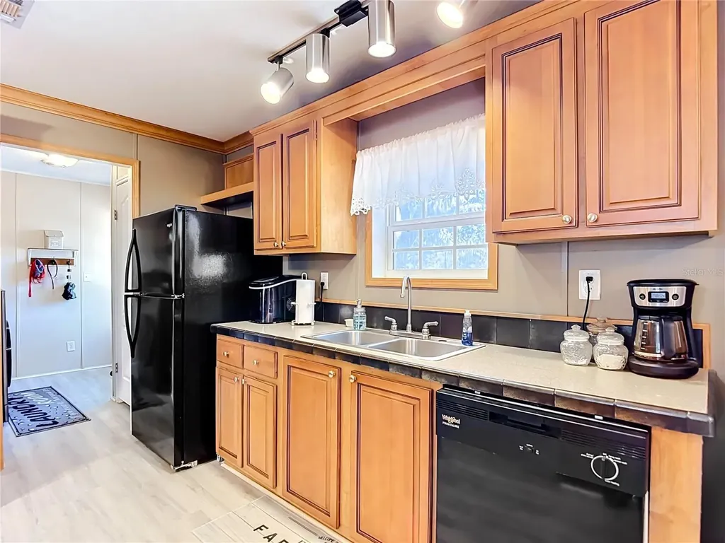 40949 Jerry Road Zephyrhills FL 33540
